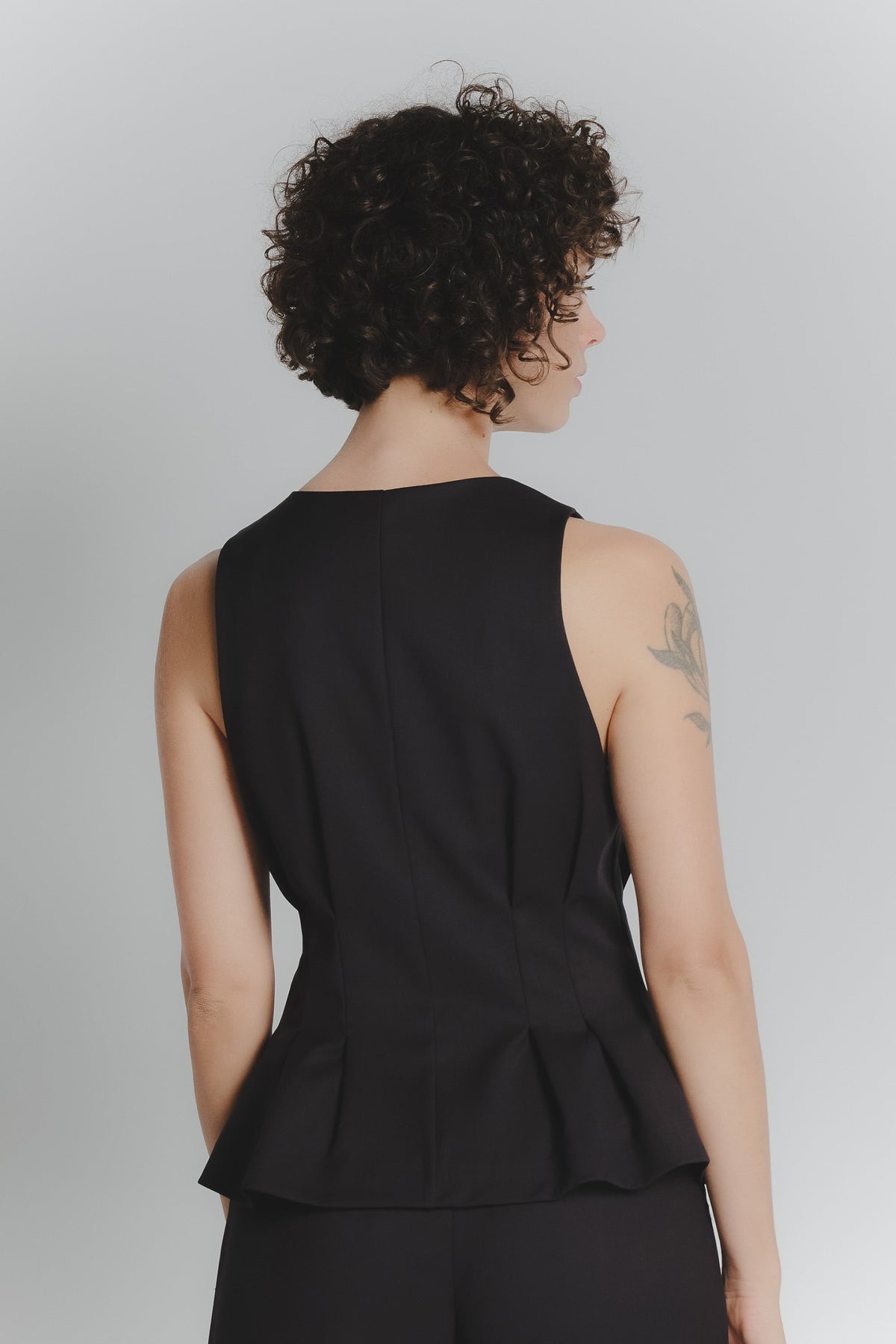 Gilet plissé marron pour femmes