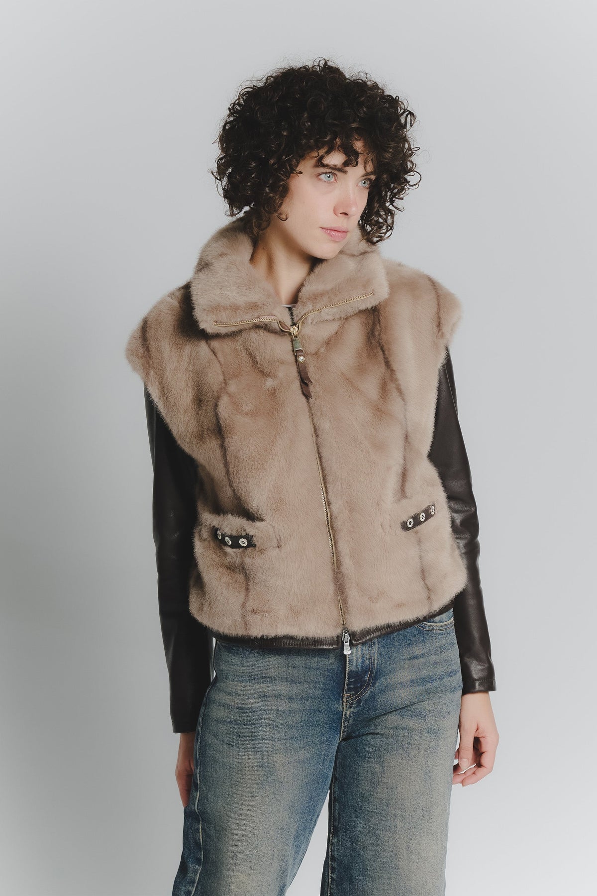 Melissa Lešnikova Gilet