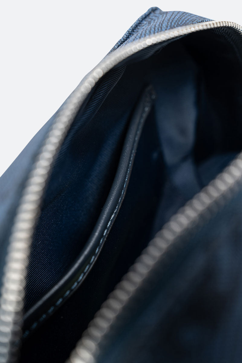 Maya Experience Blue Necessaire
