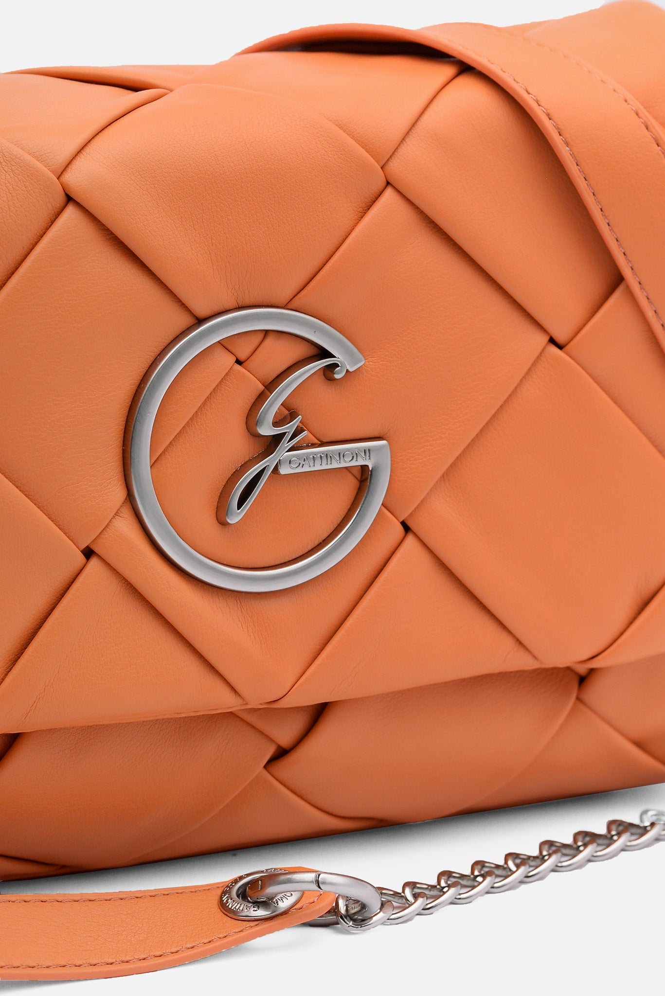 Cruzada de Moda con Solapa Naranja