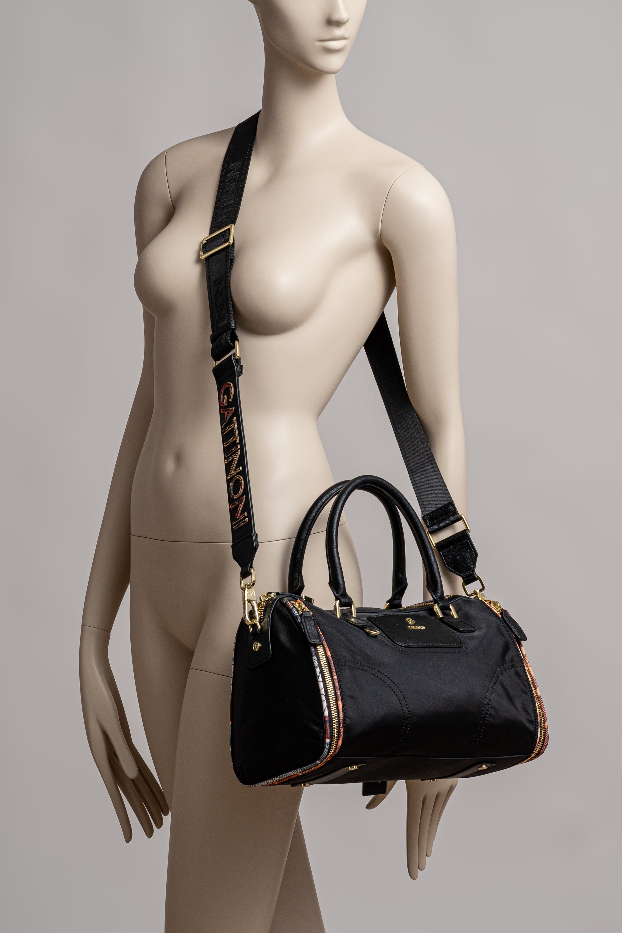 Colorsoul Nylon Bag in Black