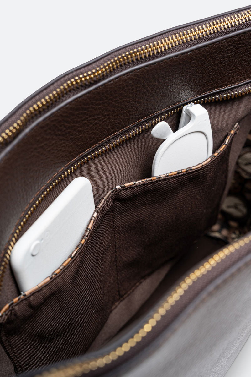 Grote Hobo Denise in Synthetisch Leer Chocolade