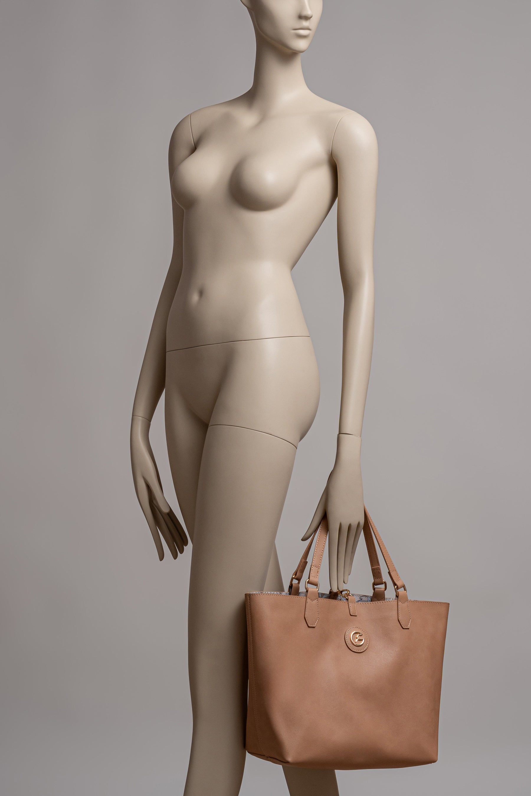 Obrnuta Teodosia Nude Mala