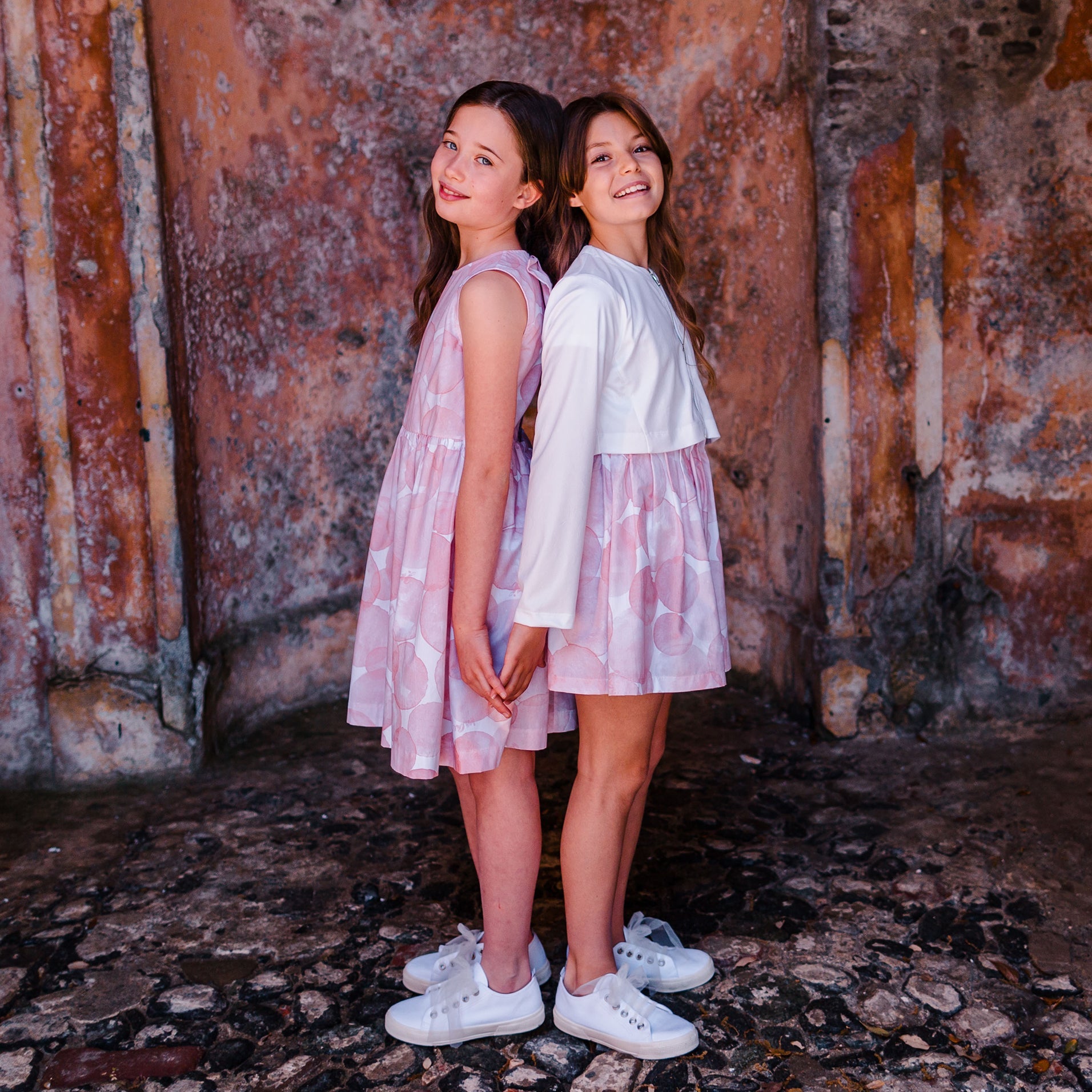 ROBE FANTASY AVEC DÉCOUPE ET NŒUD