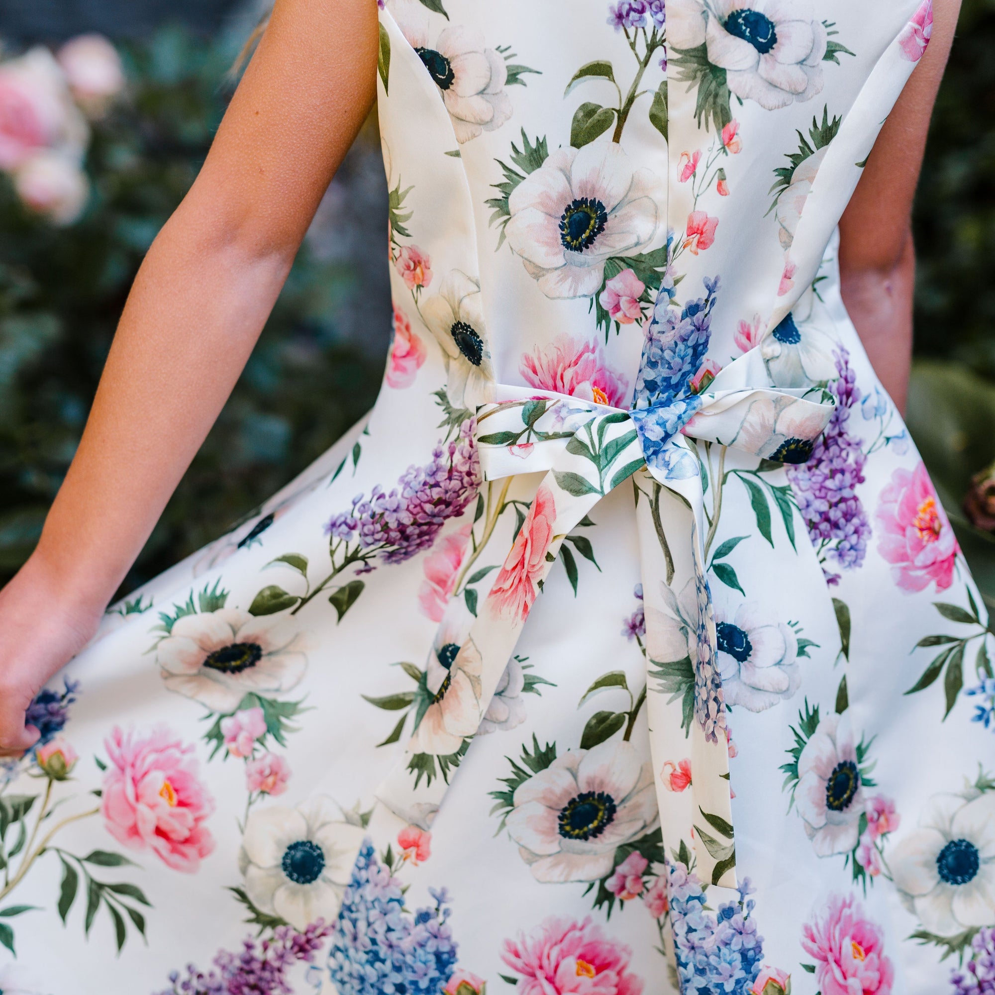 Satin jurk met bloemenprint