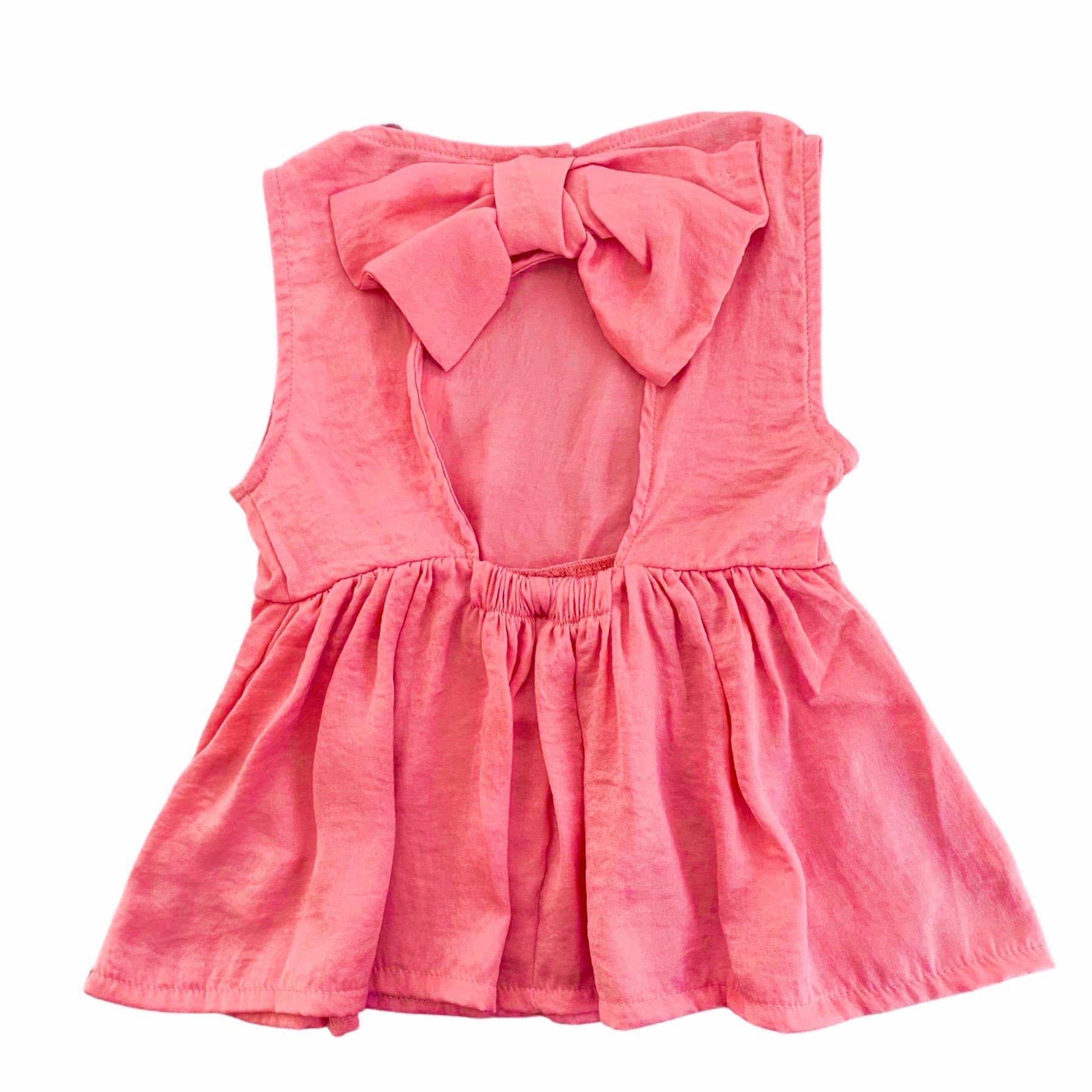 TOP SILK HAND CUT OUT AND BOW
