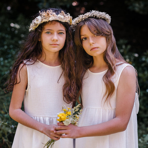 TOP CUT OUT DETAIL WHITE CREAM