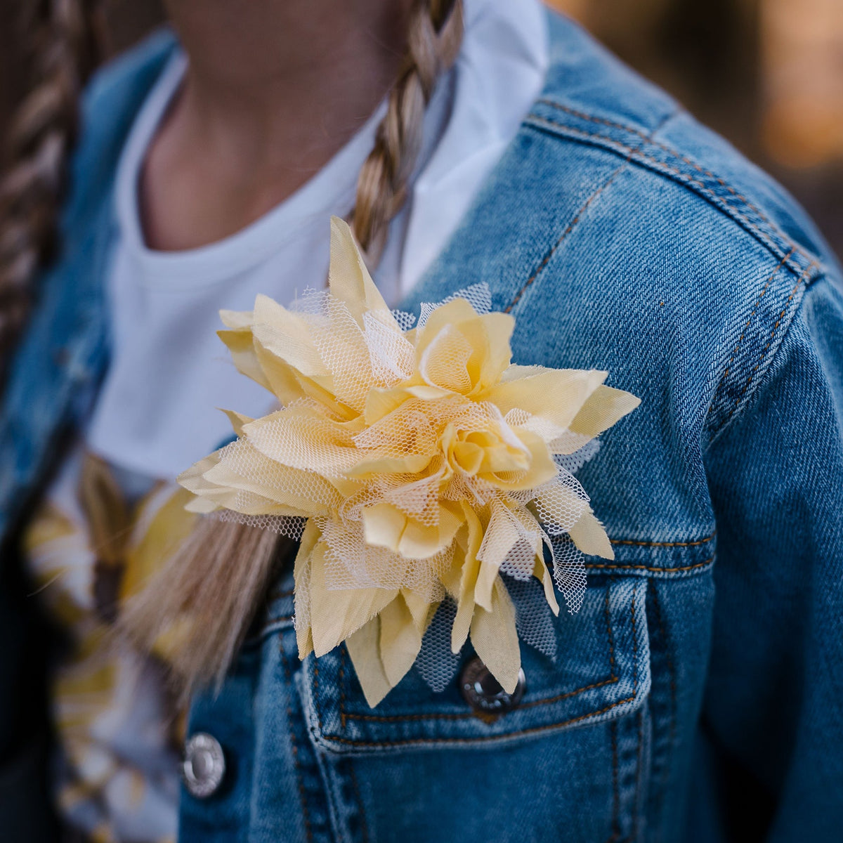 LIGHT BLUE DENIM JACKET