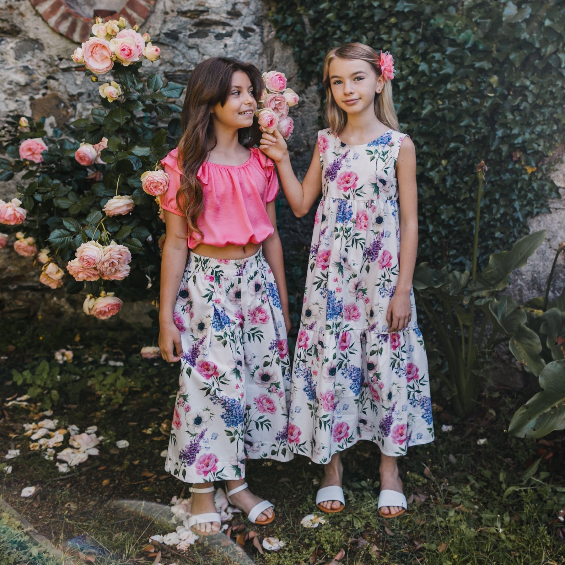 BREDE BEDRUKTE BROEKEN