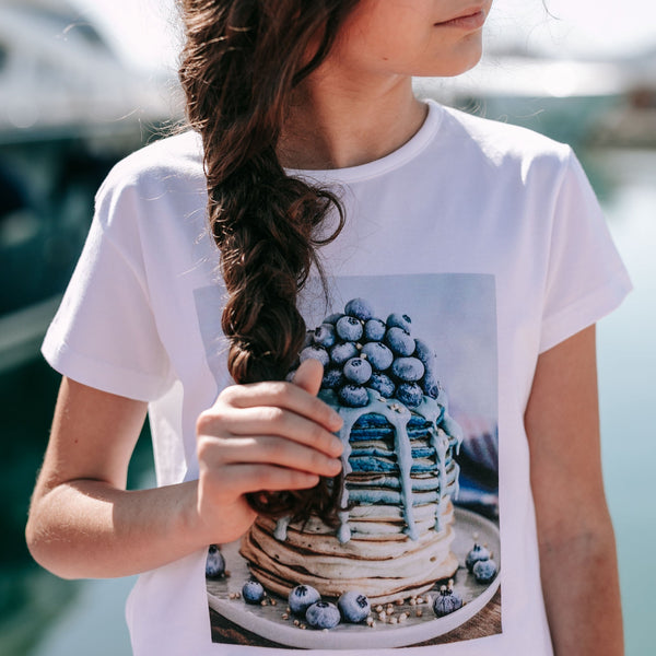 BLUEBERRY PANCAKES PRINT T-SHIRT