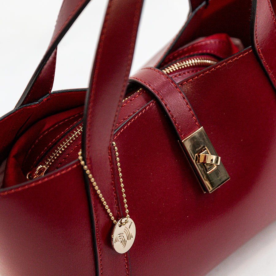 BOXY - Elegant Ruby Leather Handbag