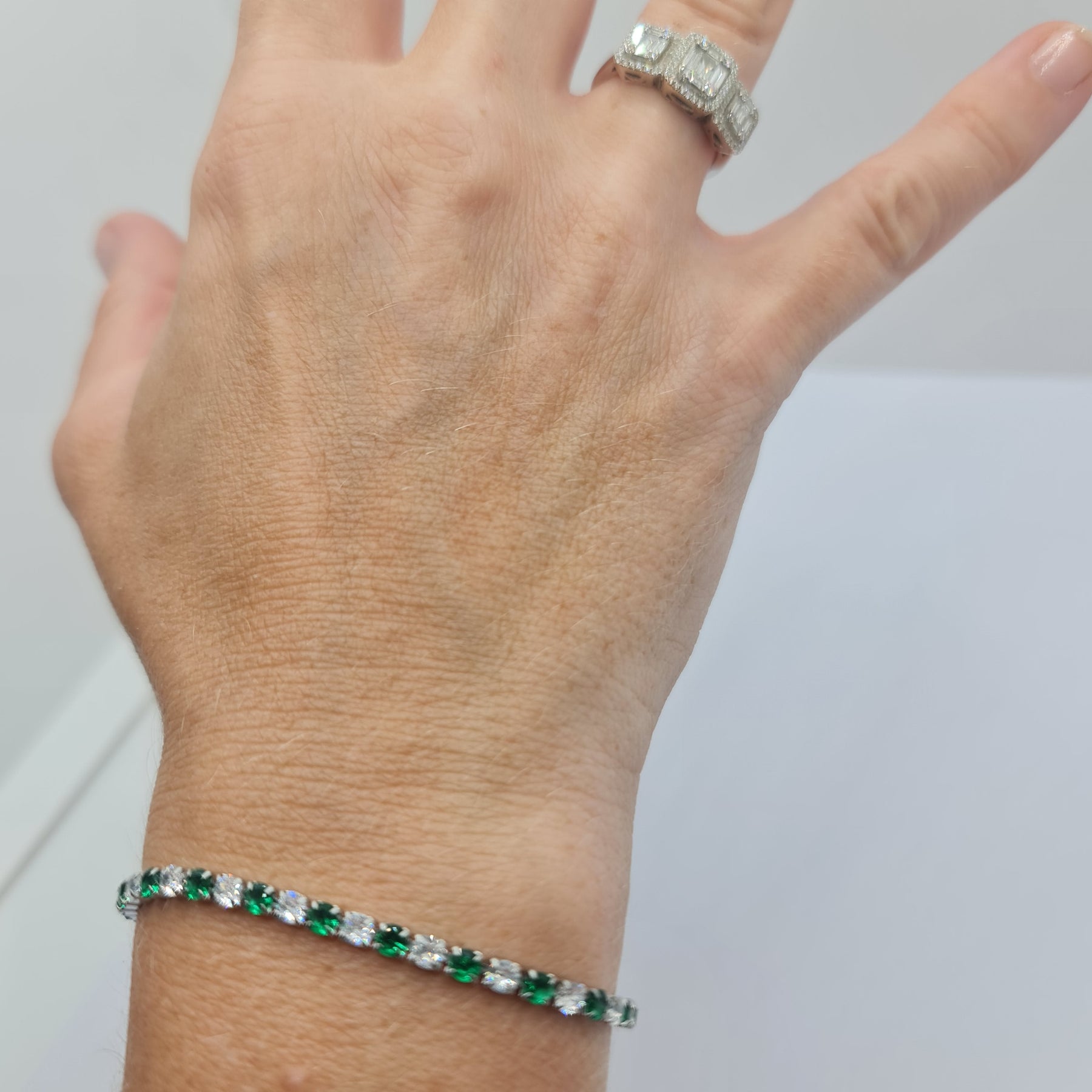STEEL TENNIS BRACELET WITH WHITE AND GREEN ZIRCONIA MM 3.00 SLIDING CLOSURE