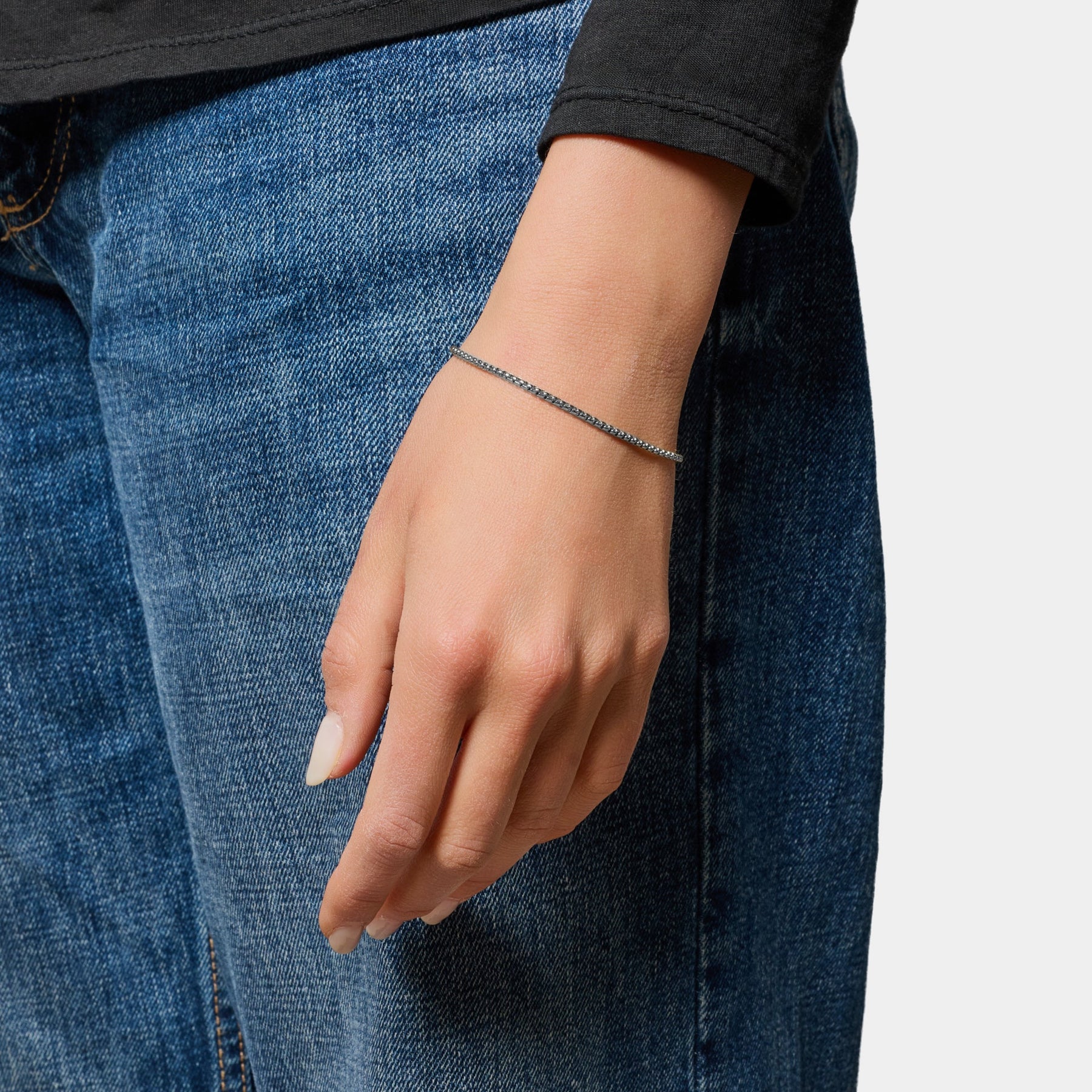 Bracelet in steel with rounded Venetian link, fine section 2 mm, length 18 cm + 3 cm extension