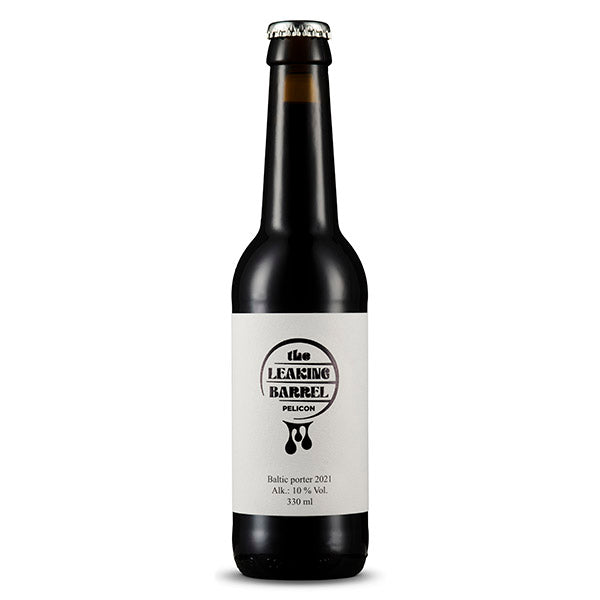 Steklenica Pelicon Baltic Porter iz serije The Leaking Barrel na beli podlagi.
