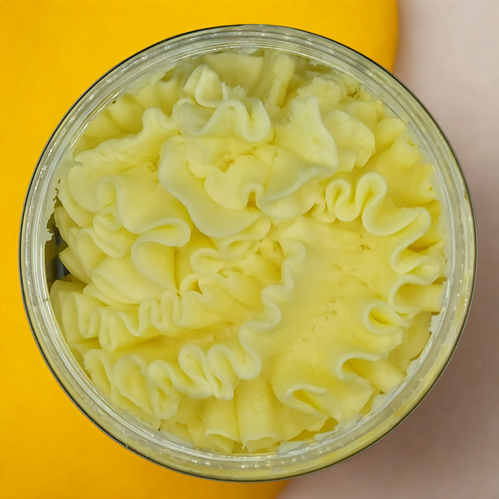 WHIPPED SOAP BANANA MILKSHAKE