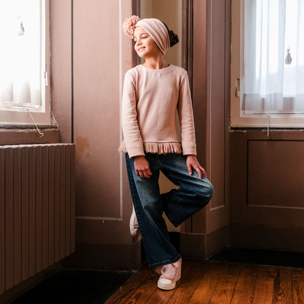 WARM COTTON SWEATER WITH FRINGE DETAIL