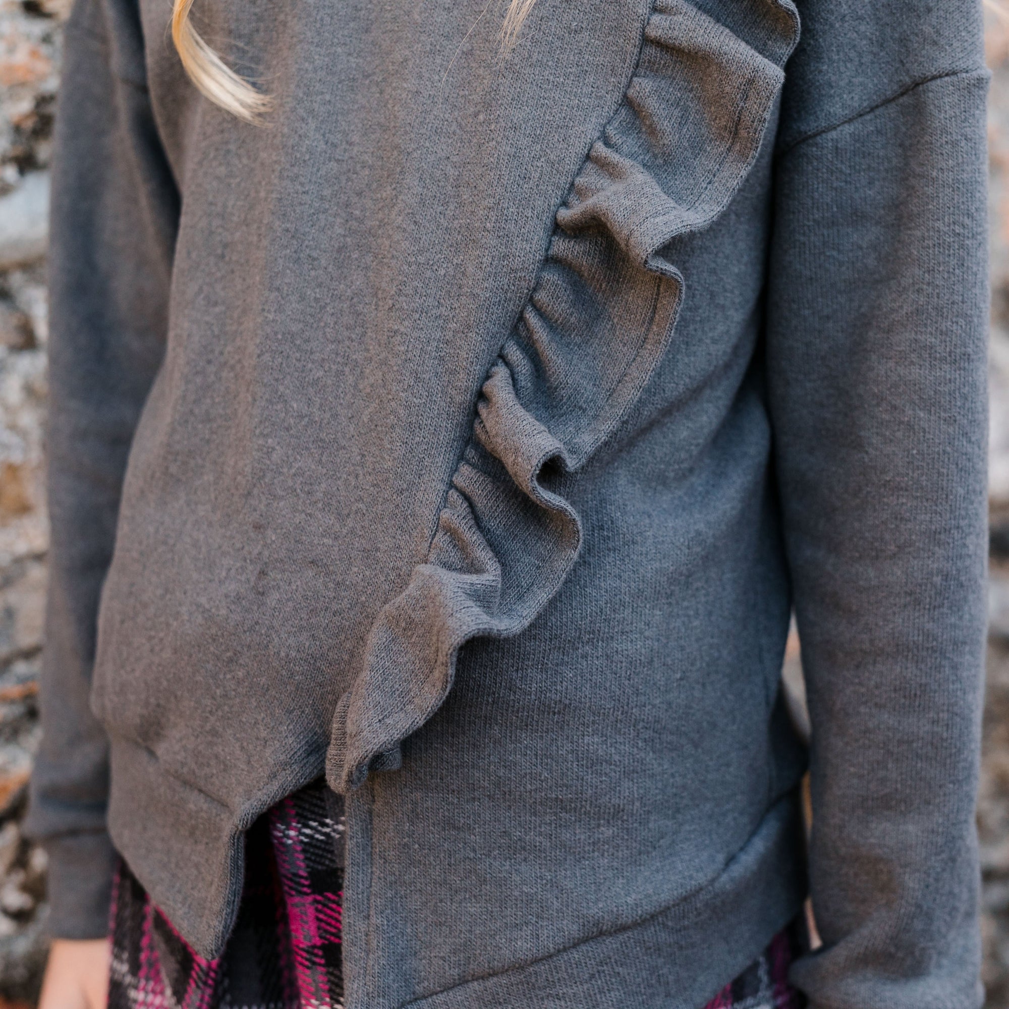 WARM COTTON SWEATER WITH RUFFLES