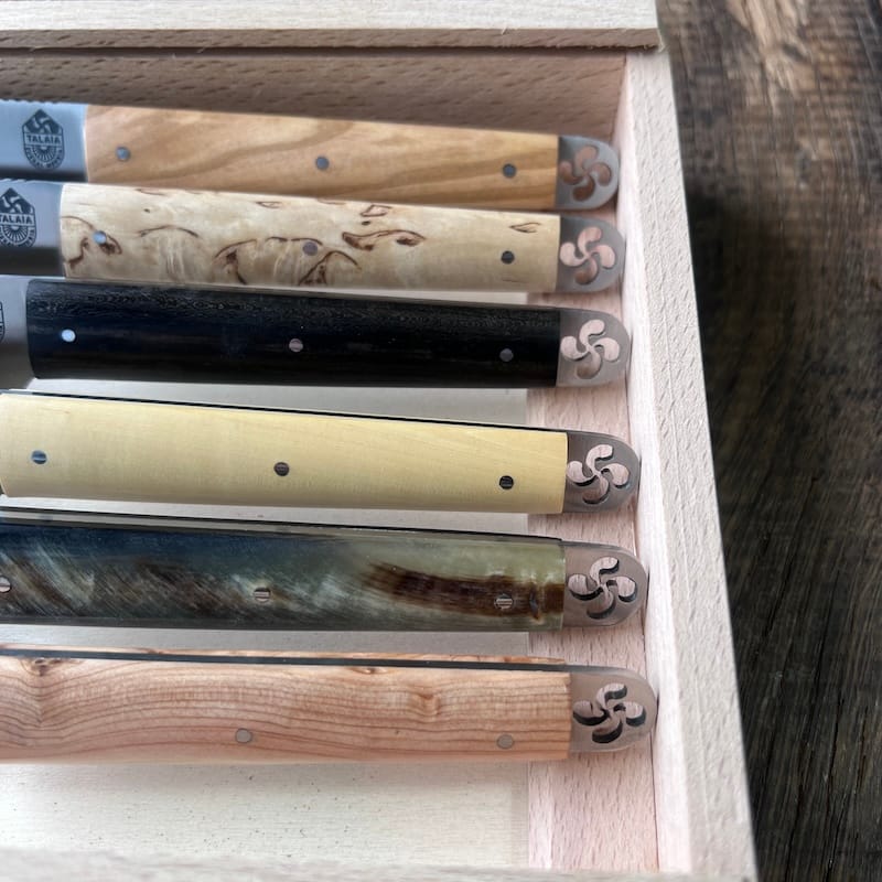 couteau-basque-de-table-iraty-traditionnel-artisanal-coutellerie-basque-talaia-anglet-