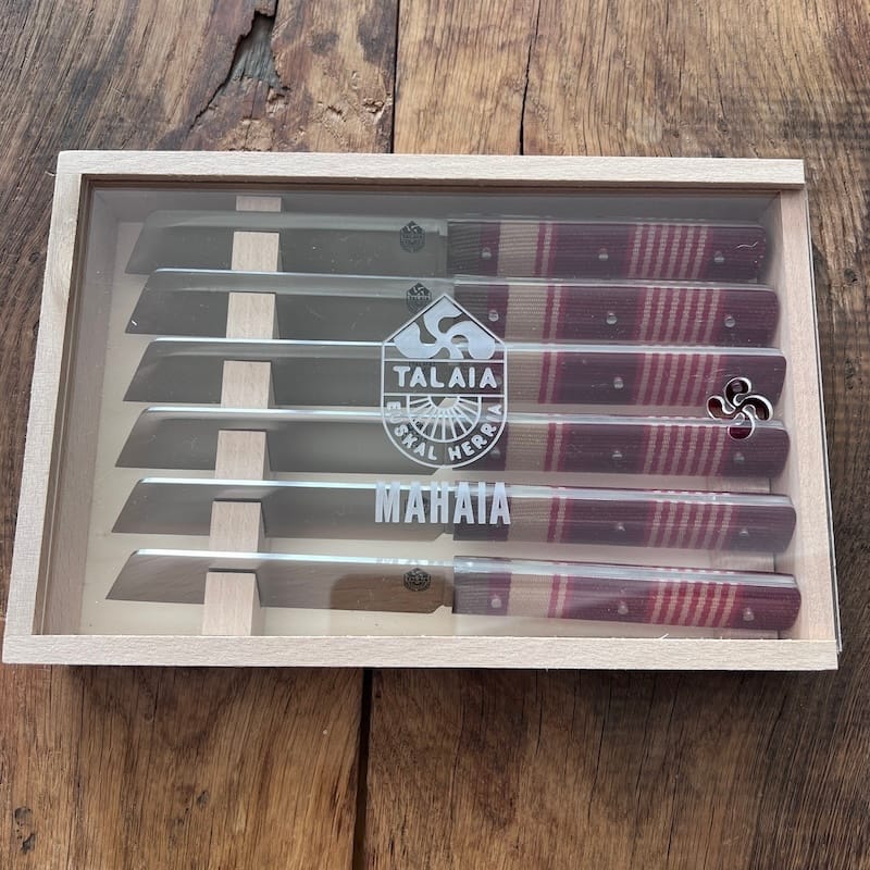 COFFRET-COUTEAU-DE-TABLE-MAHAIA