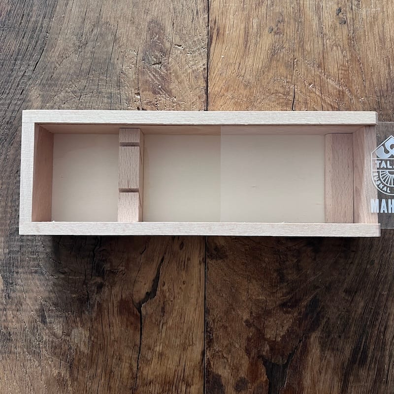 COFFRET-COUTEAU-DE-TABLE-MAHAIA