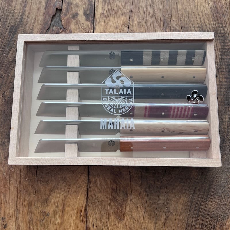 COFFRET-COUTEAU-DE-TABLE-MAHAIA
