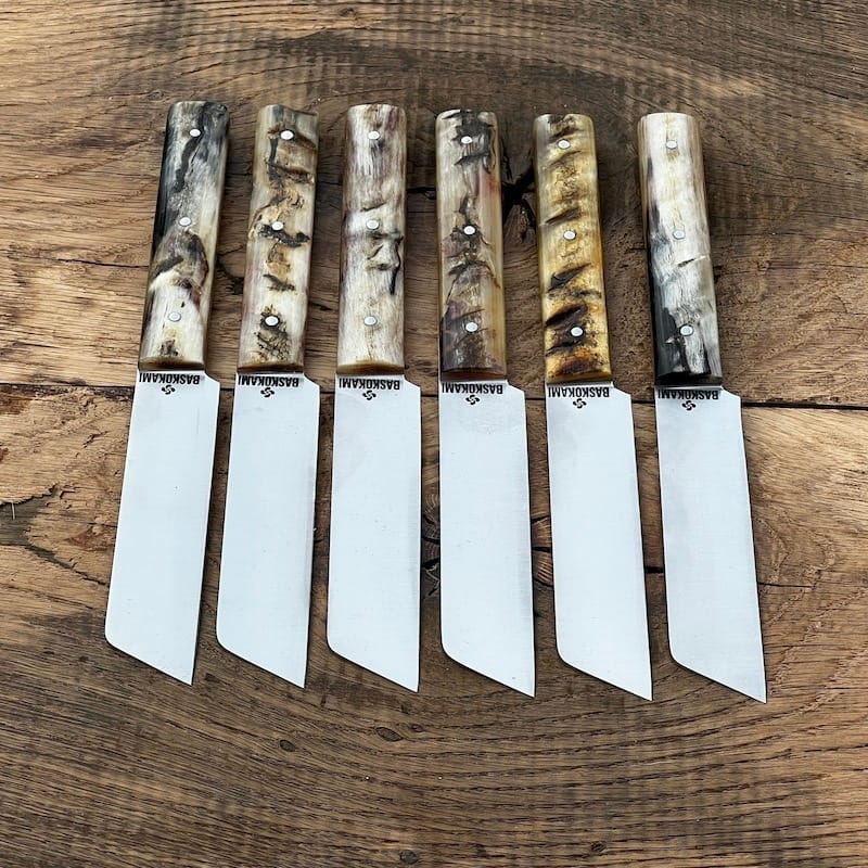 couteau-basque-de-table mahaia