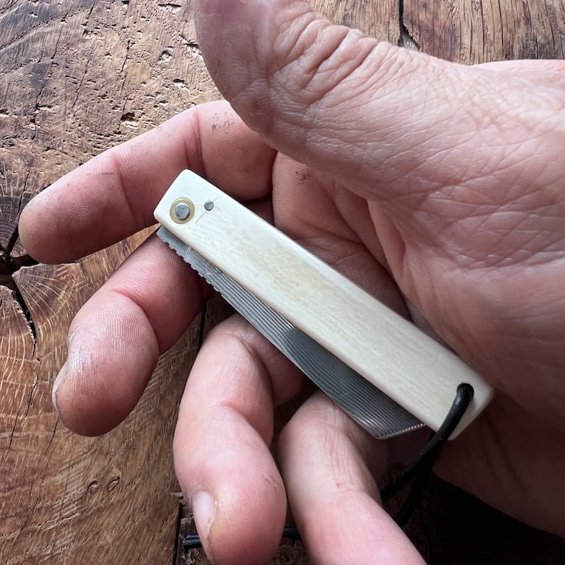 COUTEAU BASQUE PLIANT BASKOKAMI-MAMMOUTH DAMAS