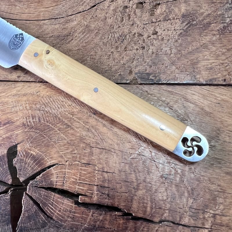 couteau-basque-de-table-iraty-traditionnel-artisanal-coutellerie-basque-talaia-anglet-