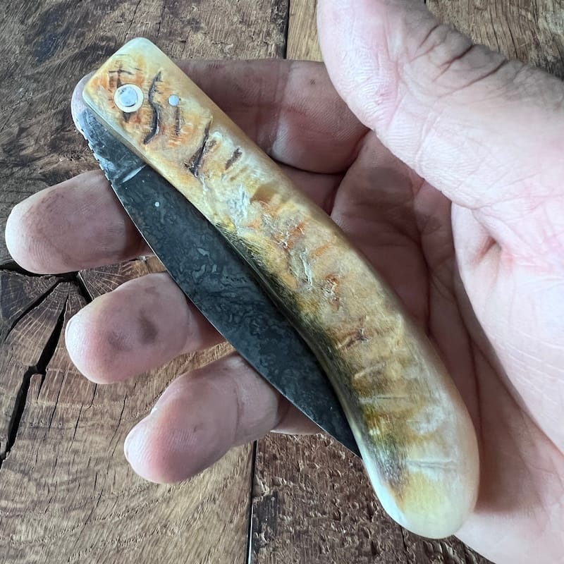 COUTEAU BASQUE DU BERGER EN CORNE DE MANECH