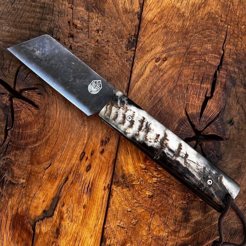Couteau HANDIA corne de manech