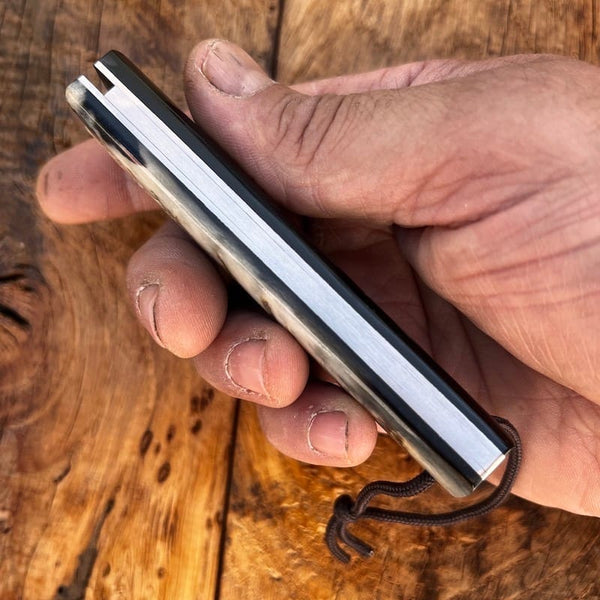 Couteau HANDIA corne de manech