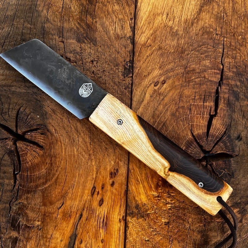 COUTEAU BASQUE