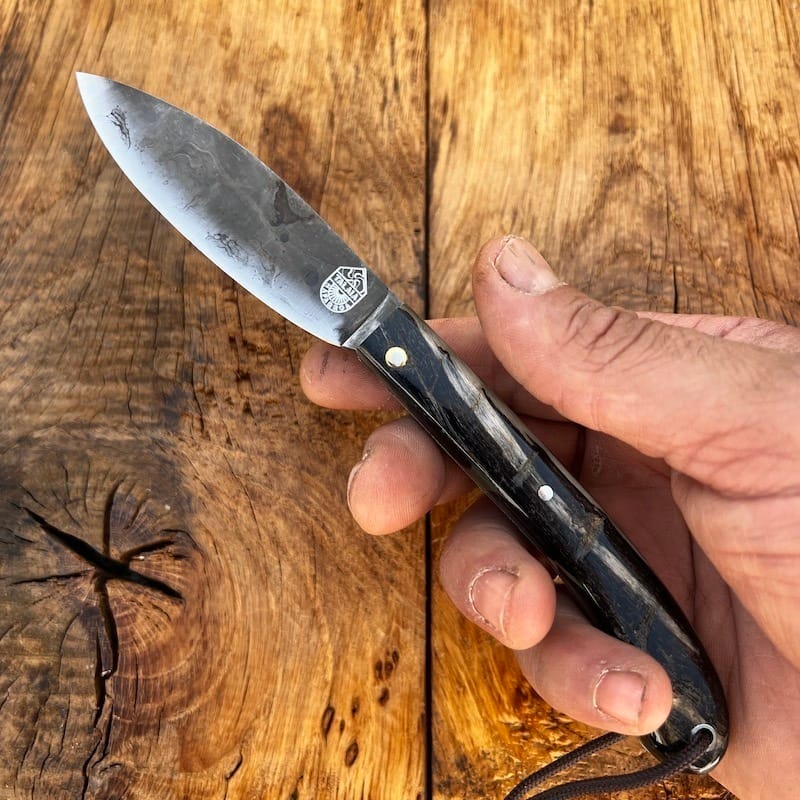 COUTEAU NAFARROA CARBONE MANECH