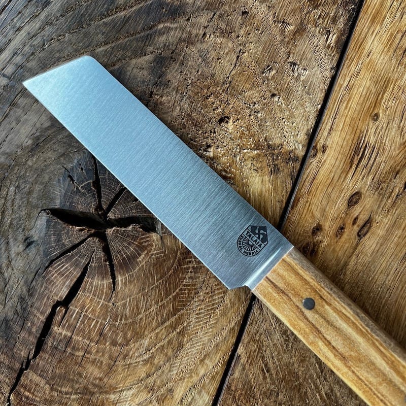 couteau-basque-de-table-mahaia