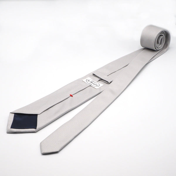 Silver tie in pure silk