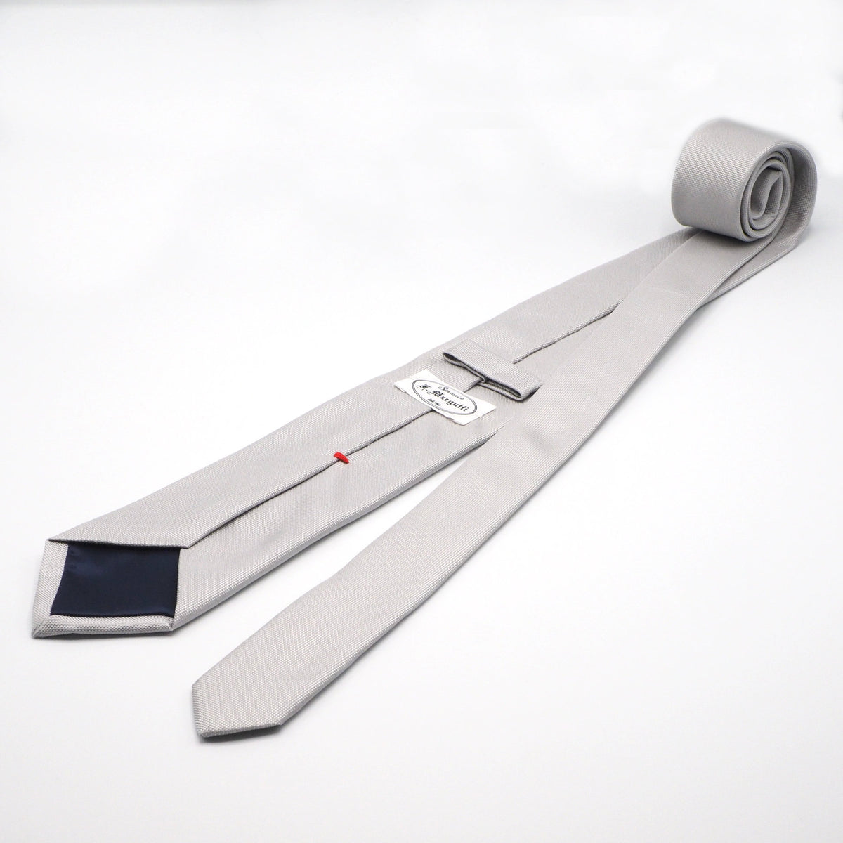 Silver tie in pure silk