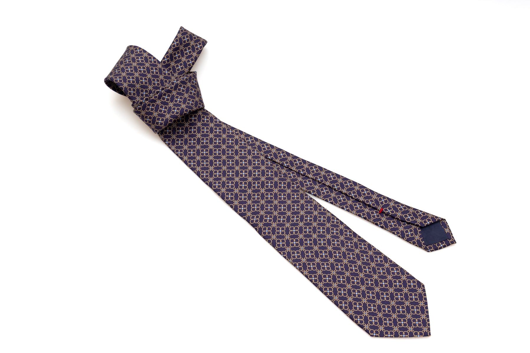 Blue background tie with chain pattern pure silk