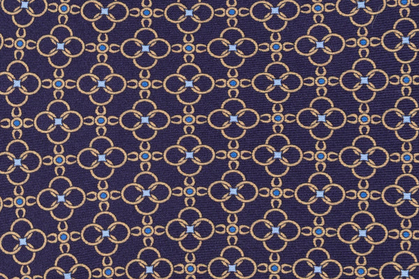 Blue background tie with chain pattern pure silk