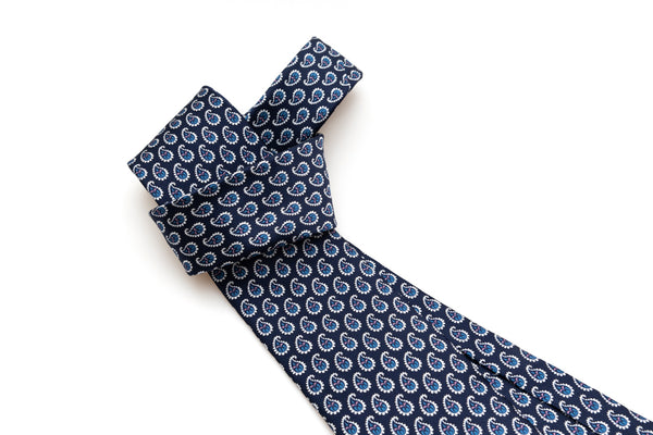 Blue tie with patterned drops in pure silk