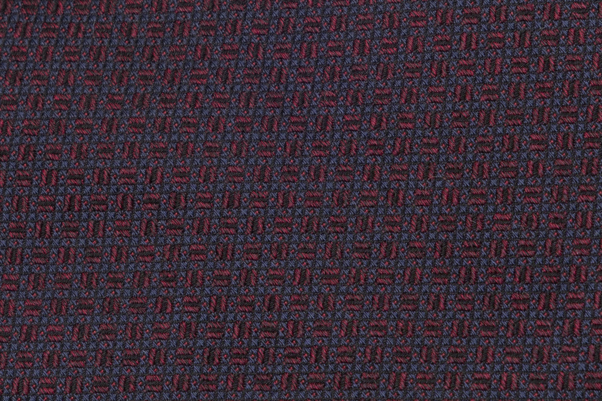 Cravatta ricamata blu e rossa in pura seta