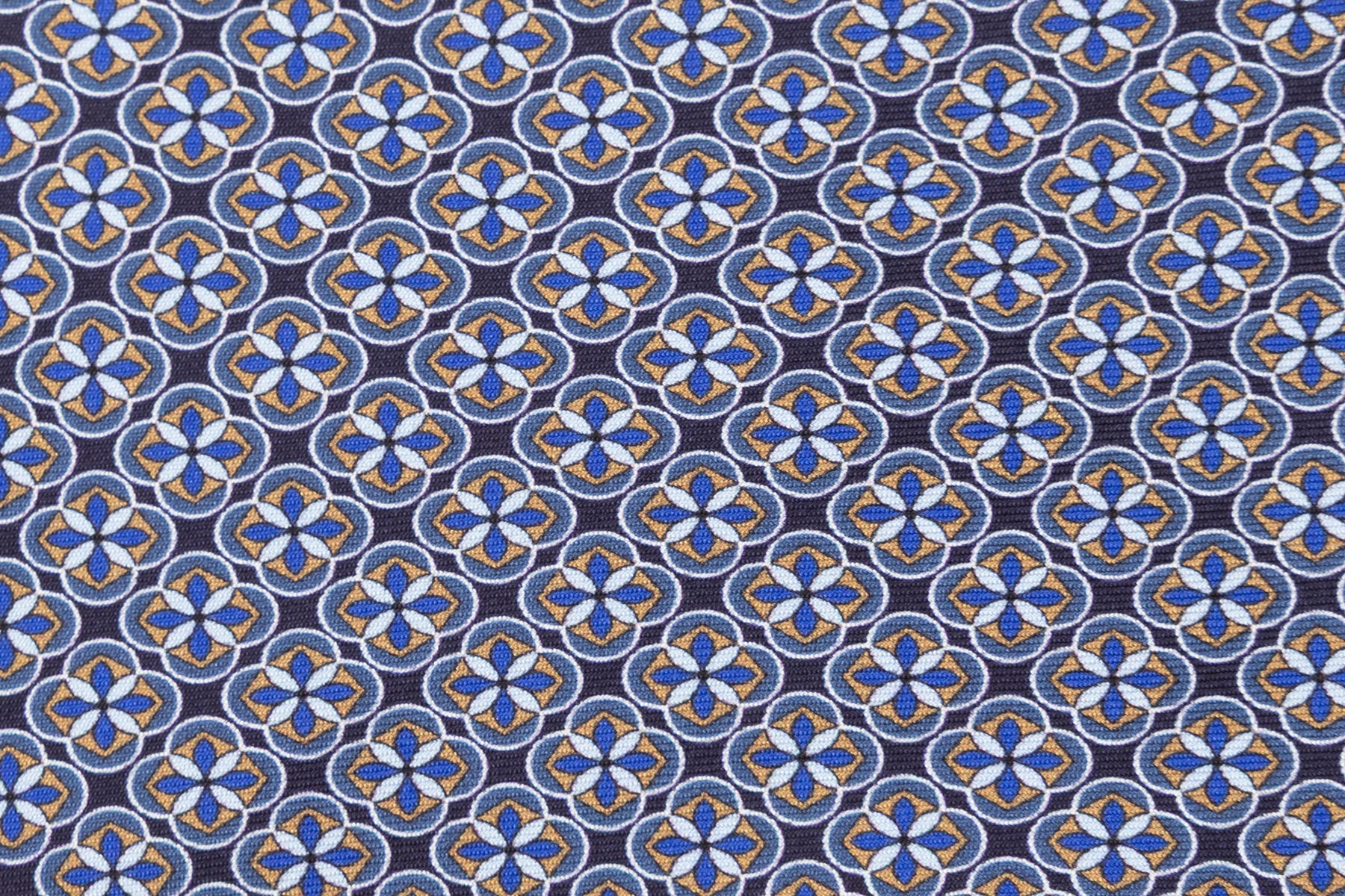 Light geometric patterned blue tie in pure silk