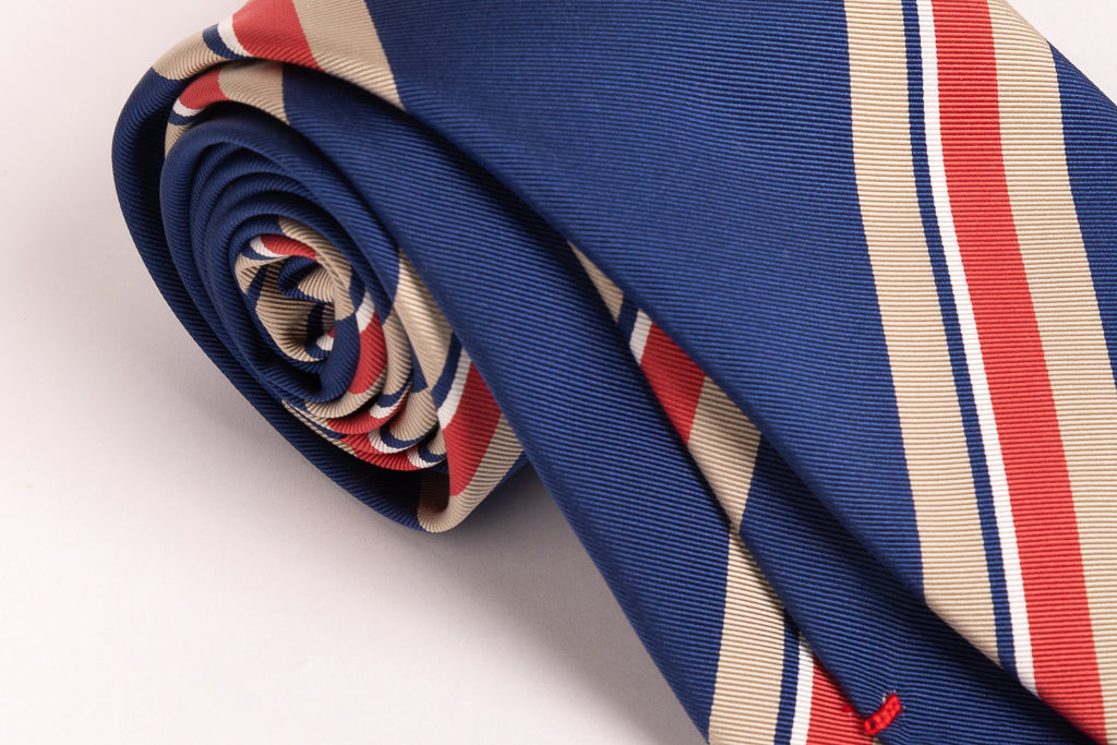 Red striped tie in pure silk