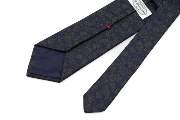 Blue tie with floral embroidery 100% silk