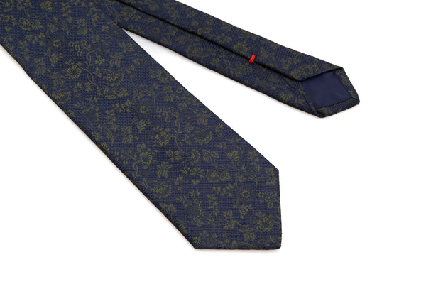 Blue tie with floral embroidery 100% silk