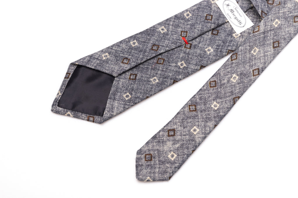Siva kravata iz čiste volne