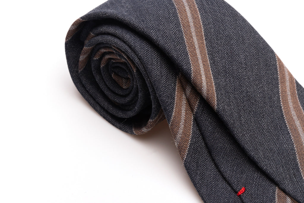 Gray regimental tie in pure wool