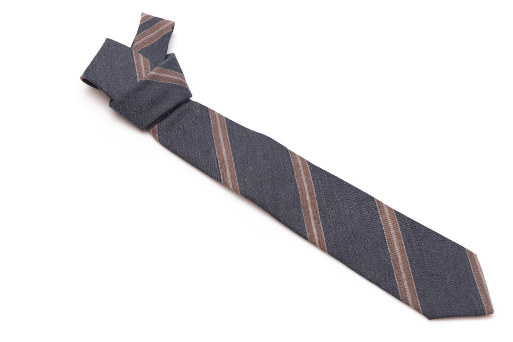 Gray regimental tie in pure wool