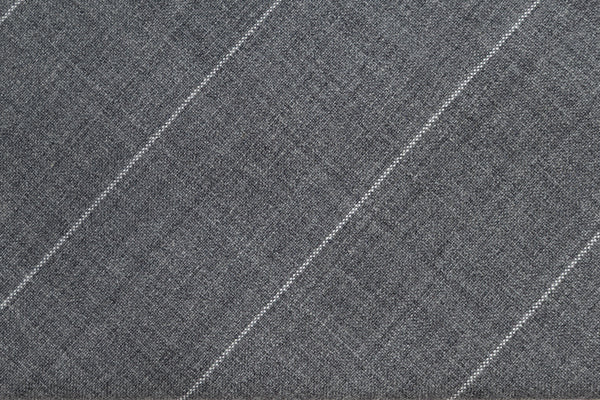 Corbata gris con fina raya de lana pura