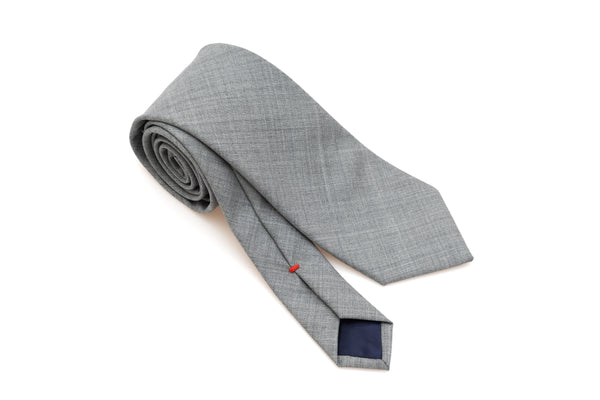 Light gray tie in pure wool