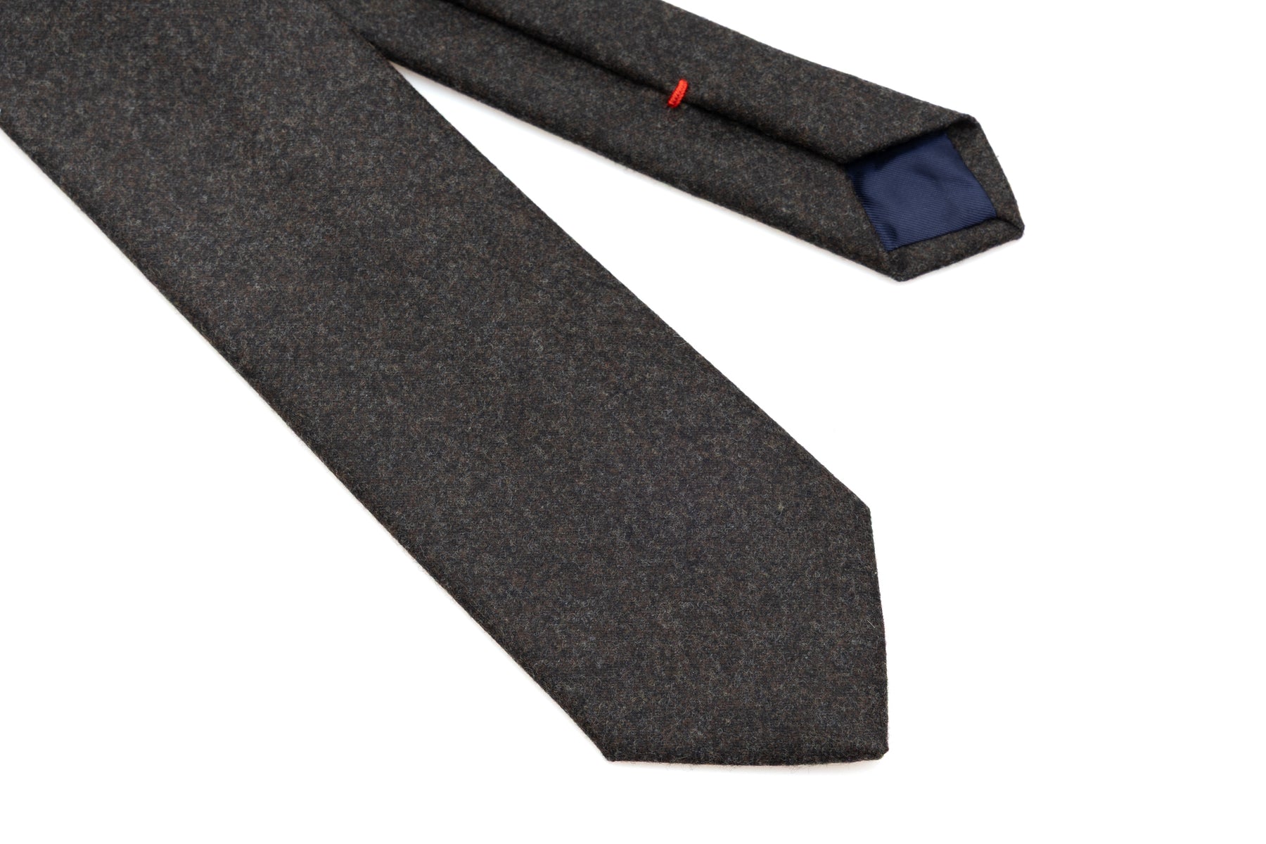 Solid brown tie in pure wool